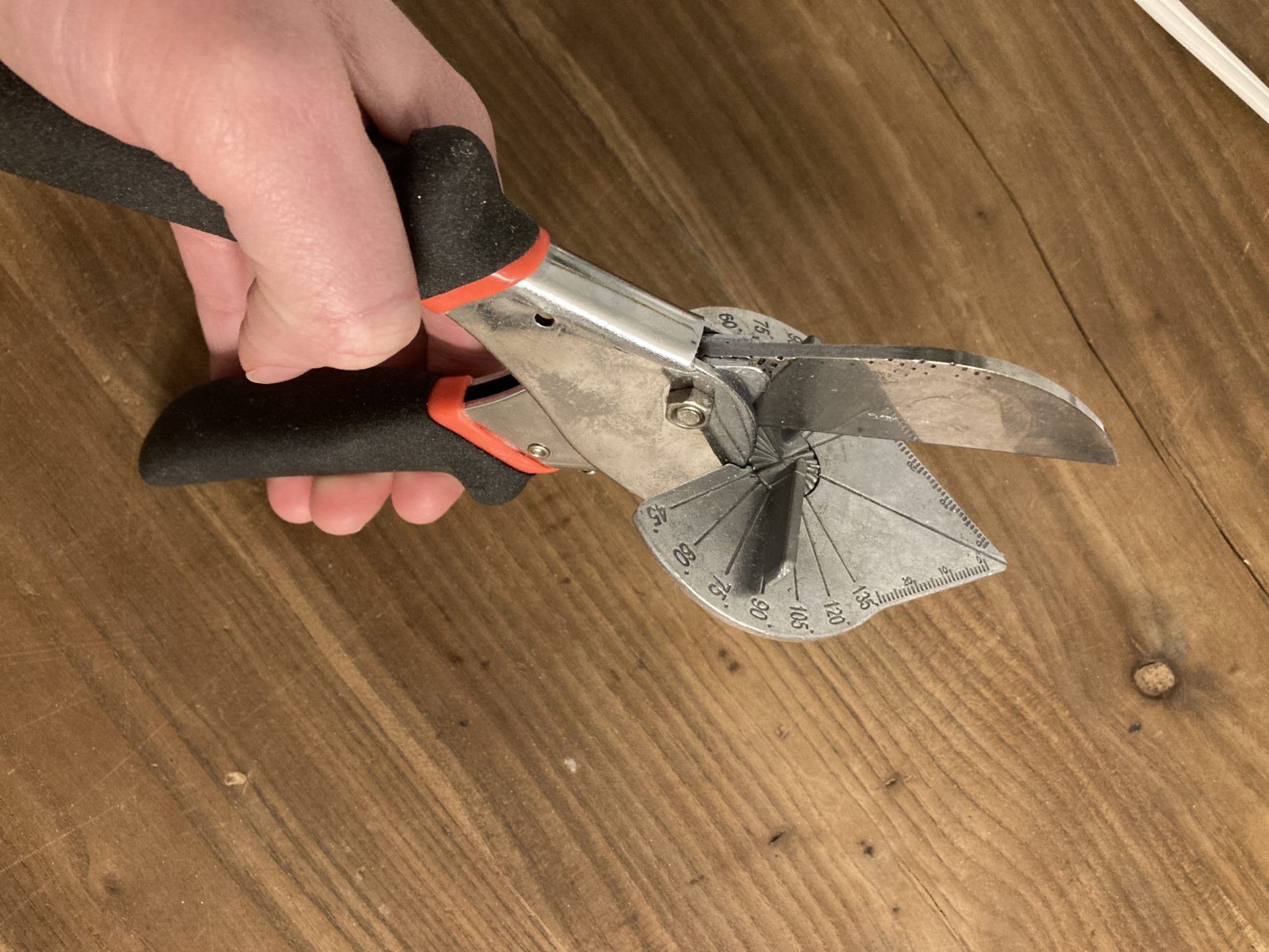 Everything You Need To Know About Using Mitre Shears